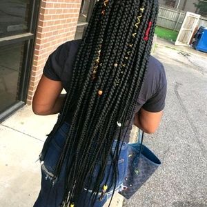 Meet your Posher, Chiquita